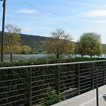 Les Terrasses Sur Seine Apartment *