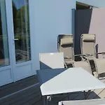 Les Terrasses Sur Seine Apartment